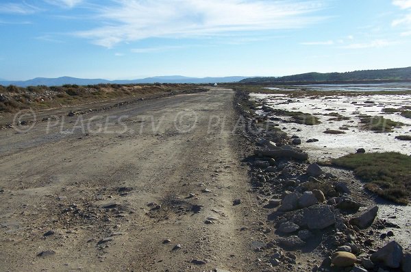 Access to Vieille Nouvelle beach in Gruissan