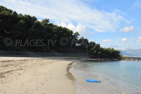 Sand beach downtown of Saint-Mandrier - France