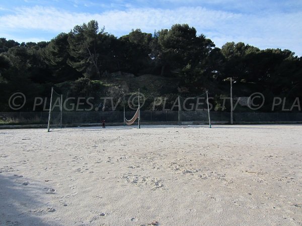 volleyball in Saint-Mandrier beach