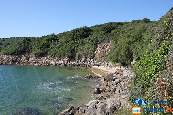 Crique à la pointe du Yaudet