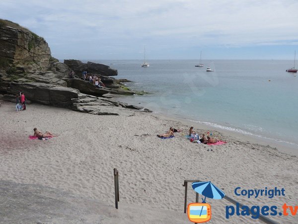 Photo de la plage du VVF sur l'ile de Groix