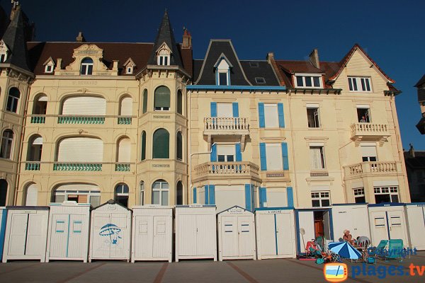 Wimereux - Huts on the promenade