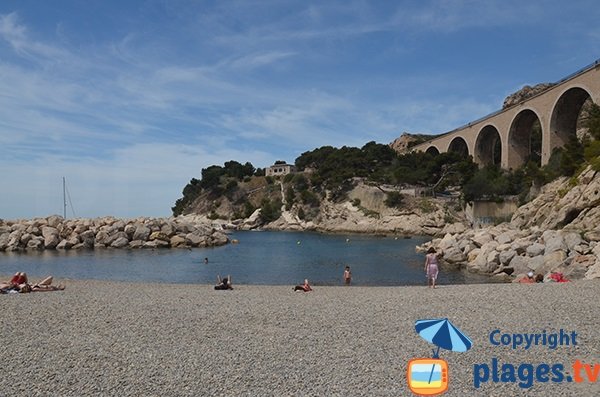 Stones beach in Corbières in Marseille