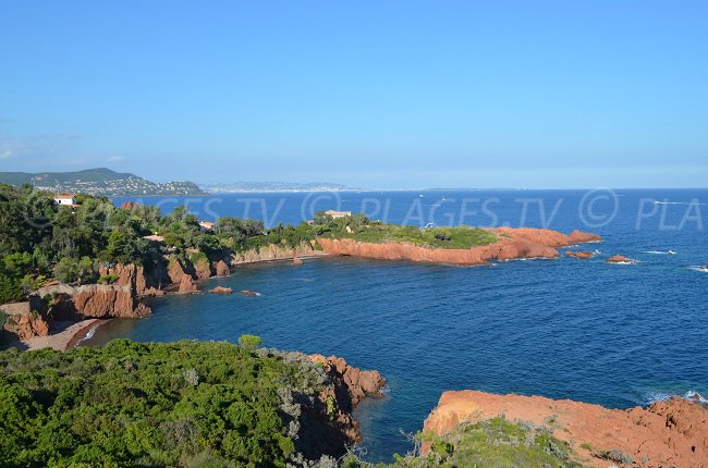 Pointe du Cap Roux dans le Var