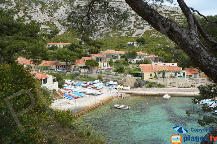 Port dans la calanque de Sormiou