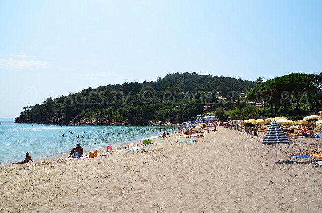 Pramousquier Beach between Le Lavandou and Rayol-Canadel