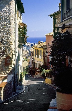 Steep street in Haut de Cagnes with a sea view