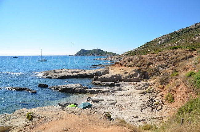 Sentier du littoral en direction du Cap Taillat