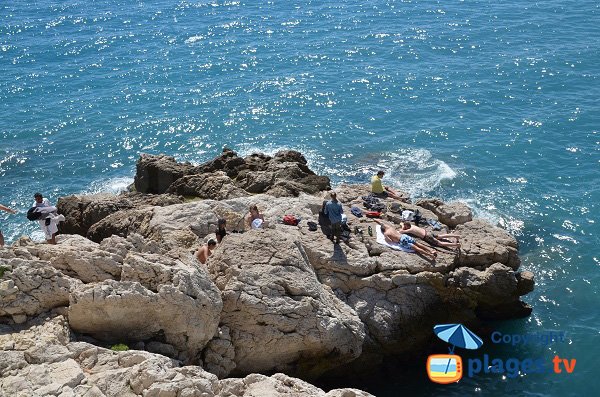 Foto des Badeplatzes der Polizei in Nizza