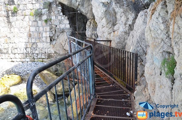 Brücke der Bains de la Police in Nizza