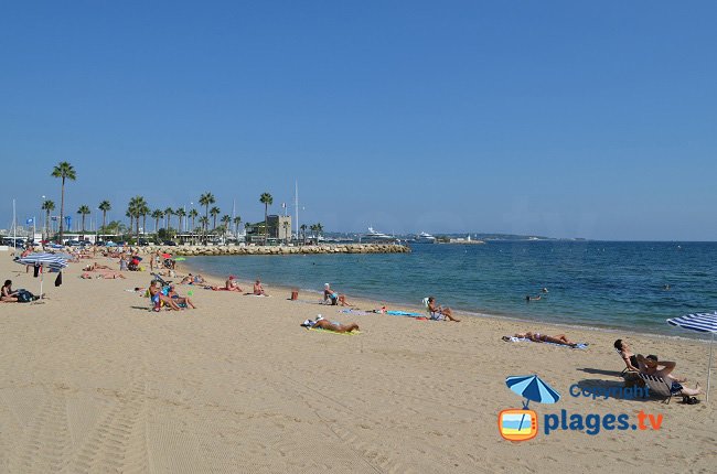 Photo de la plage du Soleil - Golfe Juan