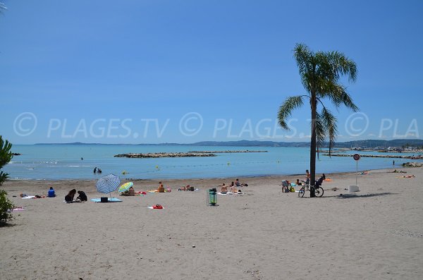 spiaggia di sabbia di St Laurent du Var - spiaggia Goelands