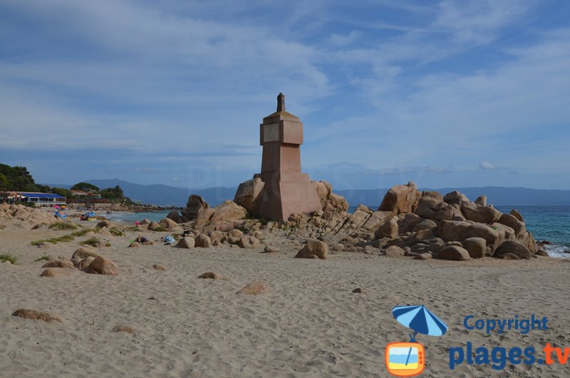 Terre Sacrée in Ajaccio : a beautiful beach