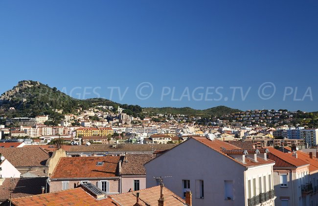 Vue sur la vieille ville d'Hyères