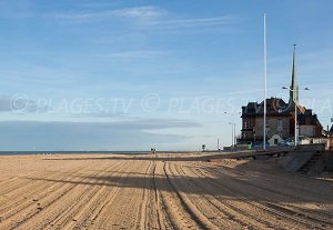 Temple Beach - Houlgate