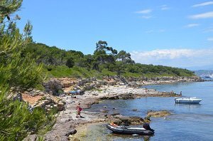 Vengeur Cove - Iles de Lérins - Ste Marguerite