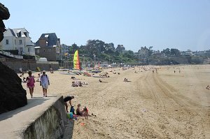 Plage de Saint Enogat