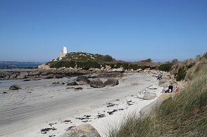 Plage de la tourelle Mazarin - Ile Callot