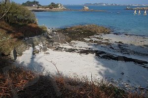 Plage naturiste de Perharidi