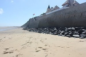 Plage de Montgomery - Arromanches-les-Bains