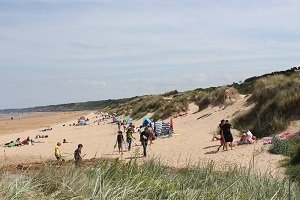 Plage du Cimetière Américain