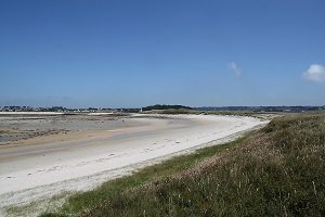 Plage Est de l'ile d'Aganton - Pleumeur-Bodou