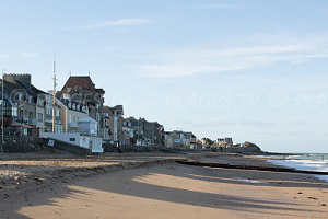 Beaches in Saint-Aubin-sur-Mer