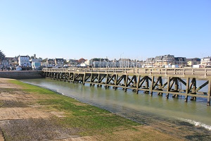 Beaches in Grandcamp-Maisy